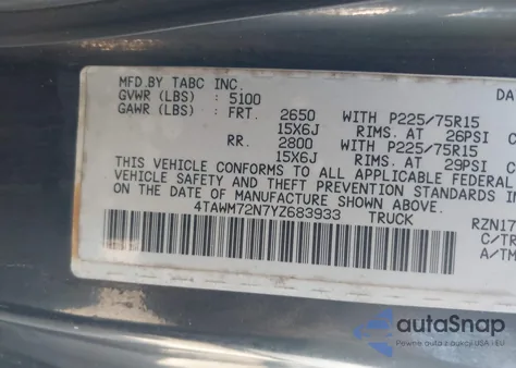 2000 Toyota Tacoma z USA, uszkodzony, nr VIN 4TAWM72N7YZ683933